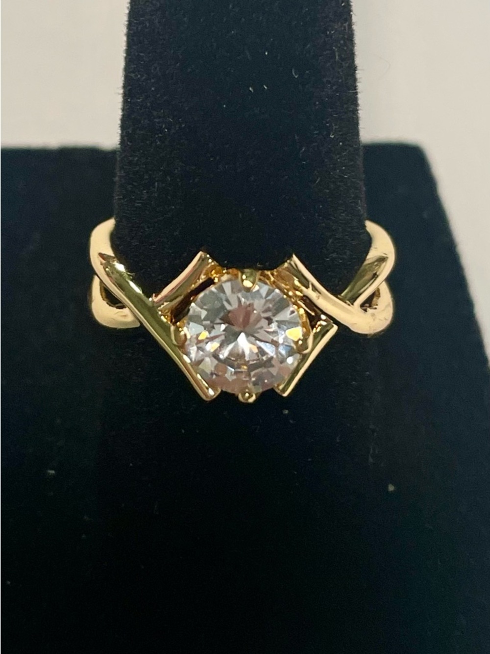 Gold Solitaire Twist Ring with Clear Stone - size 7 Women Jewelry
